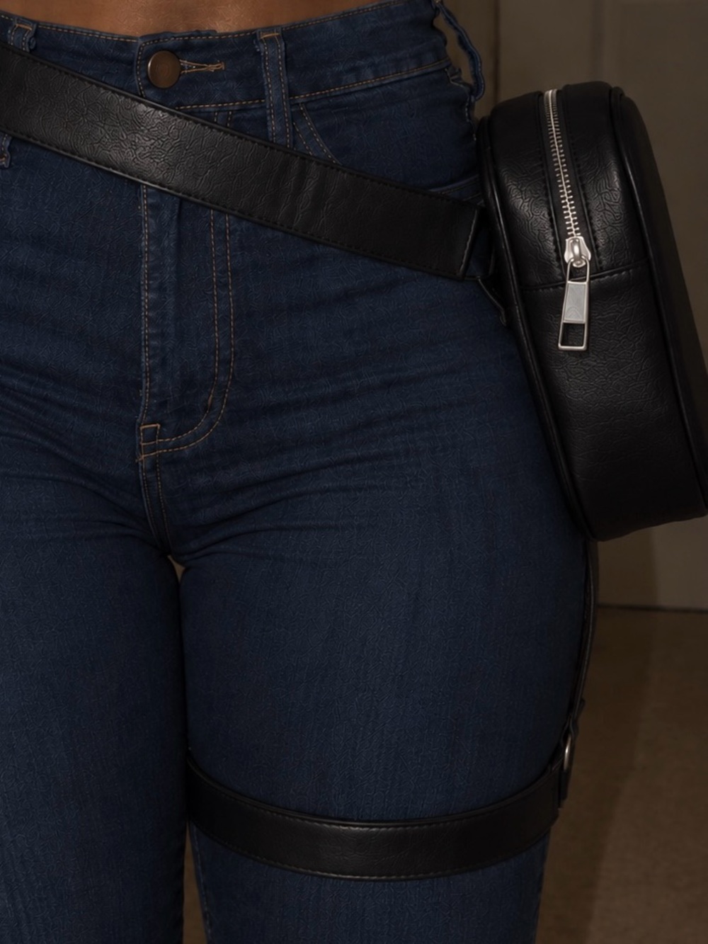 Fashion Nova Black Faux Leather Thigh Harness Leg Bag Fanny Pack